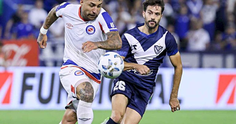 argentinos-juniors-vs-velez-sarsfield,-por-las-semifinales-de-la-copa-de-la-liga:-a-que-hora-juegan,-como-verlo-por-tv-y-probables-formaciones