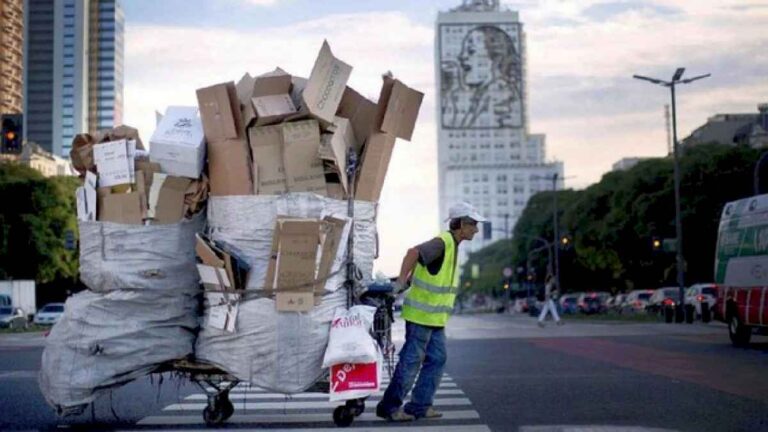 preocupacion:-la-pobreza-en-la-argentina-trepo-al-49%-en-el-ultimo-semestre