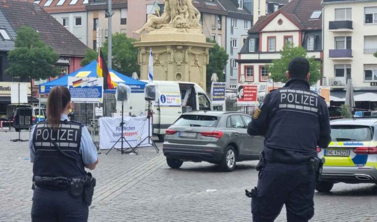 alerta-en-alemania-por-un-ataque-a-punaladas-en-una-manifestacion-de-la-extrema-derecha