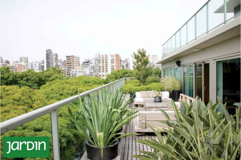 los-consejos-basicos-para-hacer-que-tu-balcon-o-terraza-sea-un-ambiente-mas-de-la-casa