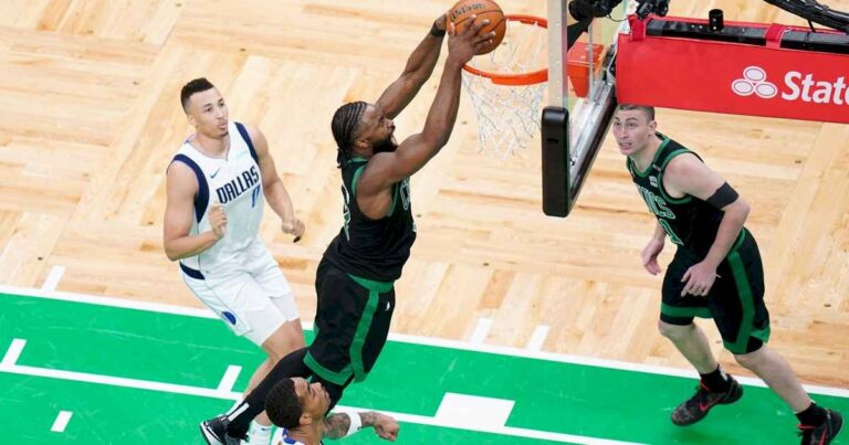 finales-de-la-nba:-boston-celtics-volvio-a-hacerse-fuerte-en-su-casa,-controlo-a-tiempo-a-doncic-y-se-escapa-de-dallas-mavericks