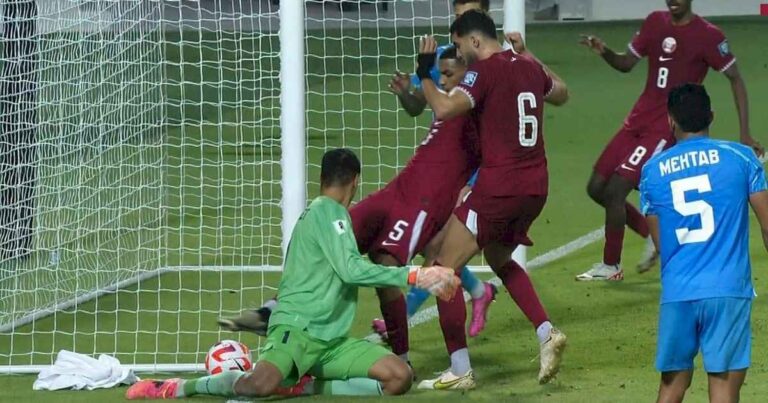 eliminatorias-en-asia:-el-escandaloso-gol-de-qatar-contra-india-que-dejo-en-llamas-y-sin-mundial-2026-al-pais-mas-poblado-del-mundo