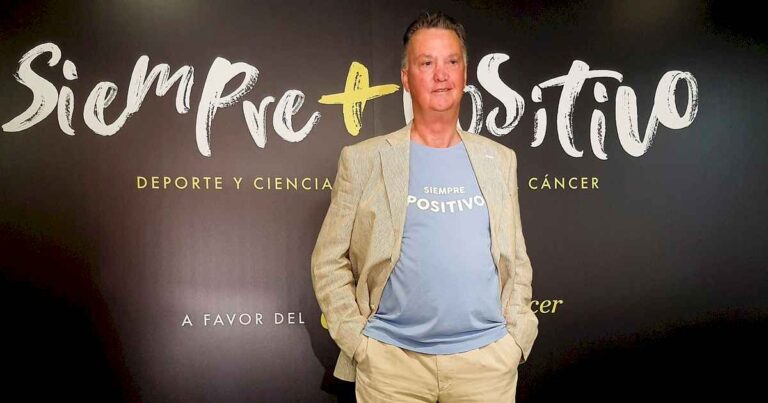 louis-van-gaal,-el-«villano»-de-argentina-en-el-mundial-de-qatar,-relato-su-valiente-lucha-contra-el-cancer:-«estoy-acostumbrado-a-la-muerte»