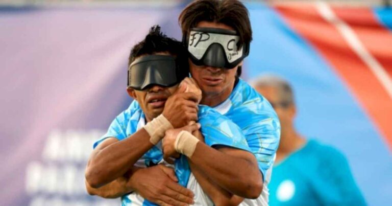 los-murcielagos-vencieron-a-japon-y-clasificaron-a-las-semifinales-de-los-juegos-paralimpicos-2024