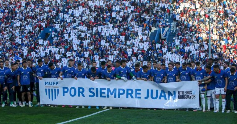 el-emotivo-homenaje-de-nacional-de-montevideo-para-juan-izquierdo-en-el-gran-parque-central