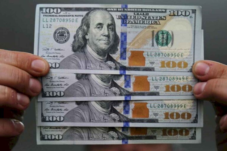 dolar-blue,-dolar-hoy:-a-cuanto-cotizan-el-jueves-5-de-diciembre
