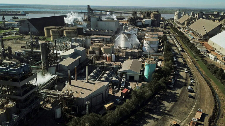 Grupo inversor y acreedores granarios de Vicentin compraron la deuda del emporio quebrado con bancos internacionales y apuestan al salvataje