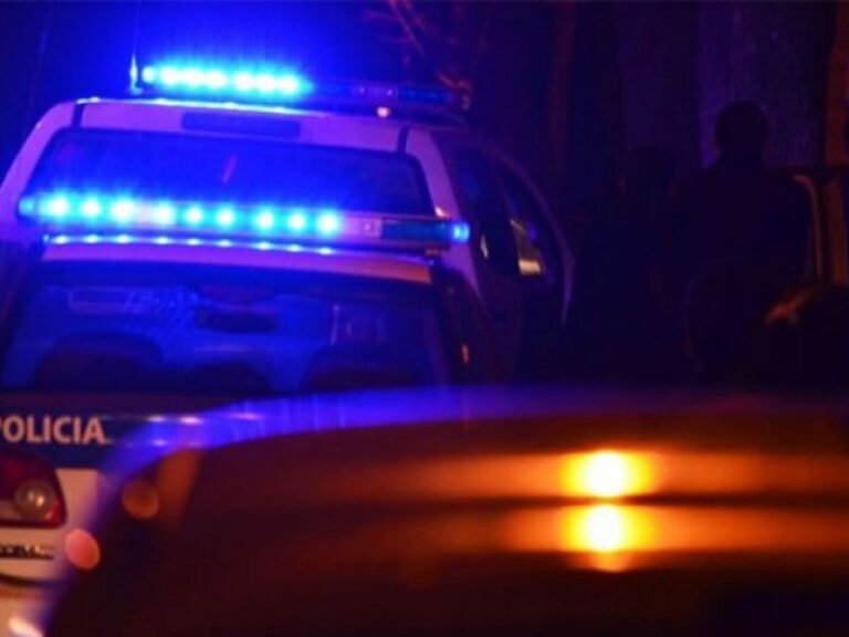 Dos ladrones asaltaron y maniataron a una familia en barrio Cura: se llevaron 3 millones de pesos