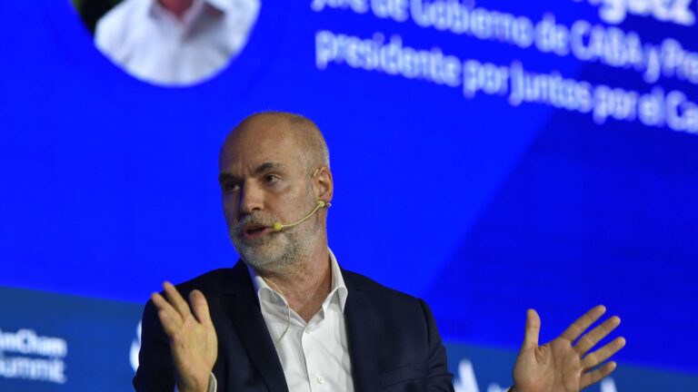 De alienígena a irreverente, la transformación de Larreta para su revancha
