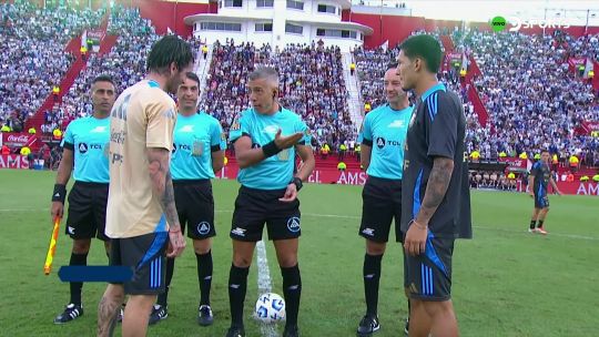 La Selección Argentina le ganó 2 a 0 a la Sub 20 en un partido benéfico