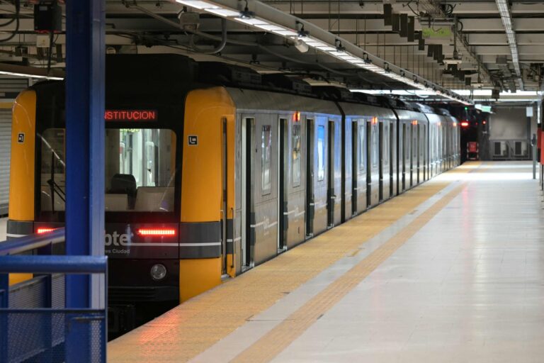 Habrá paro total de subtes este viernes 11 de abril