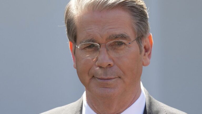 El mercado descuenta una devaluación tras el acuerdo con el FMI y los dólares vuelan