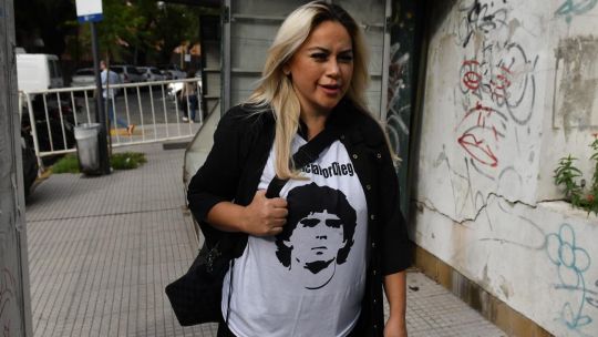 Juicio por la muerte de Maradona: declaran Verónica Ojeda y las hermanas de Diego