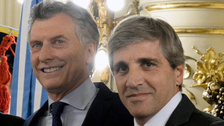 Qué pasó el fatídico día que Mauricio Macri levantó el cepo cambiario