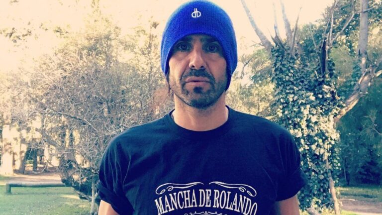 El cantante de La Mancha de Rolando, Manuel Quieto, protagonizó una violenta discusión de tránsito