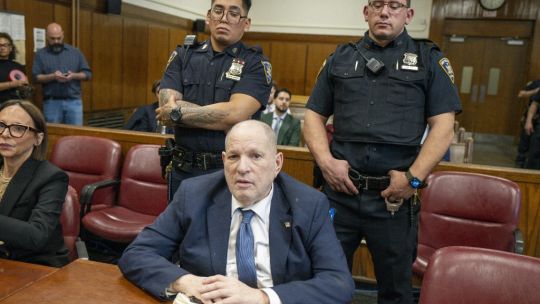 Harvey Weinstein enfrenta un nuevo proceso por abusos tras la anulación de su primera condena