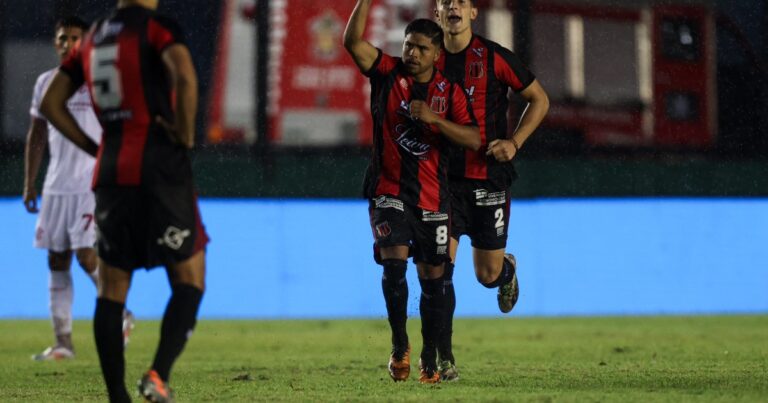 Cuáles son los equipos de Primera que no pudieron superar los 32avos. de la Copa Argentina