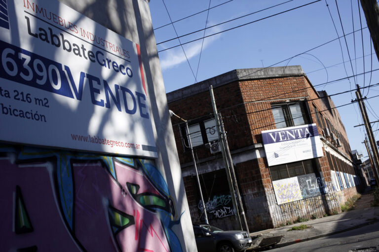 Otra caída del empleo privado