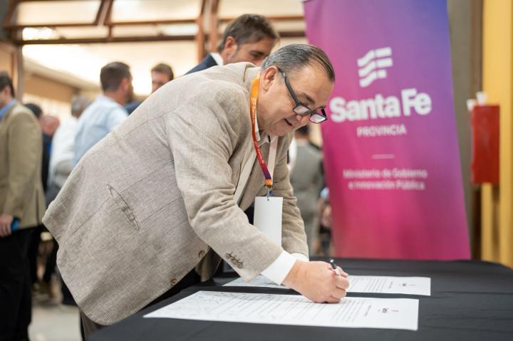 Poletti: ?Transparencia, eficacia, eficiencia, son valores que defendemos?