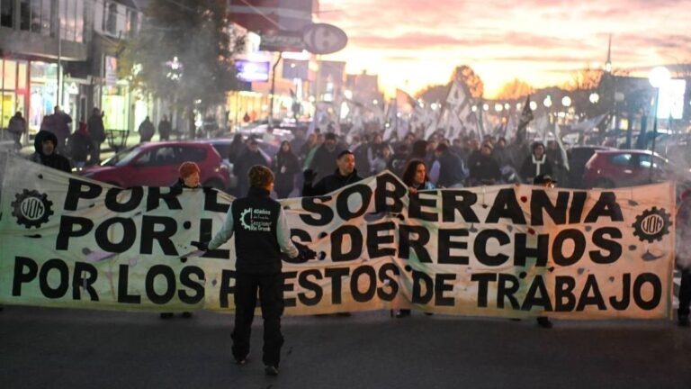 Importados: marcha en Tierra del Fuego contra la baja de aranceles a electrónicos