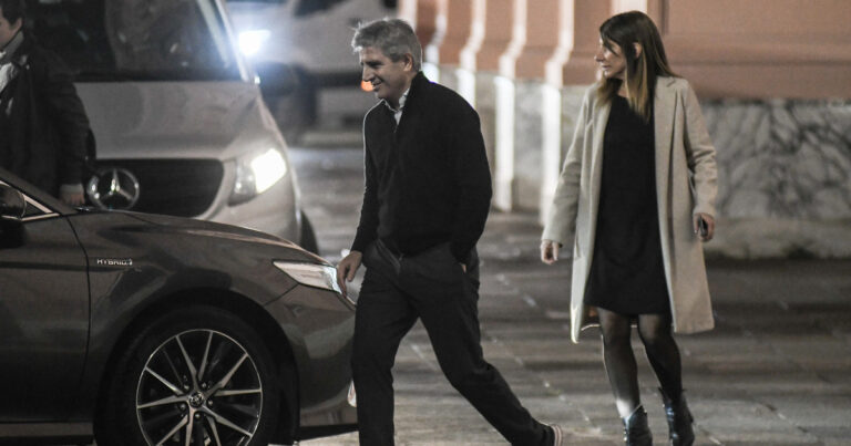 El ambiente de negocios,  entre la euforia del Gobierno y la incertidumbre global