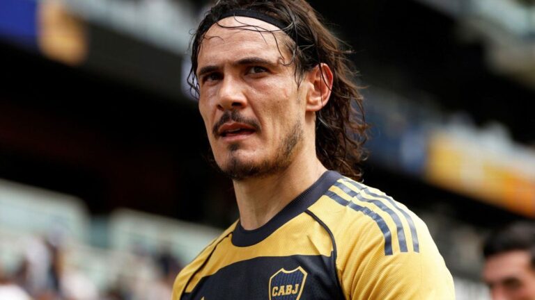 Edinson Cavani intentó bajarle el precio al empate con Auckland City: qué dijo