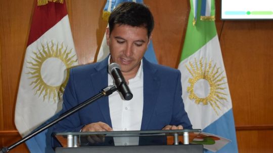 Intendente cordobés calificó de «pelotudos» a los vecinos que arrojan basura en espacios públicos