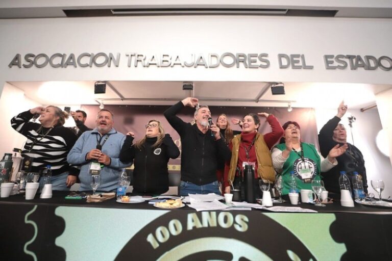 Mañana 27 de junio las y los trabajadores públicos tendrán asueto en el país