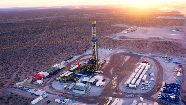 Vaca Muerta lidera producción de petróleo y nueva empresa compite con YPF