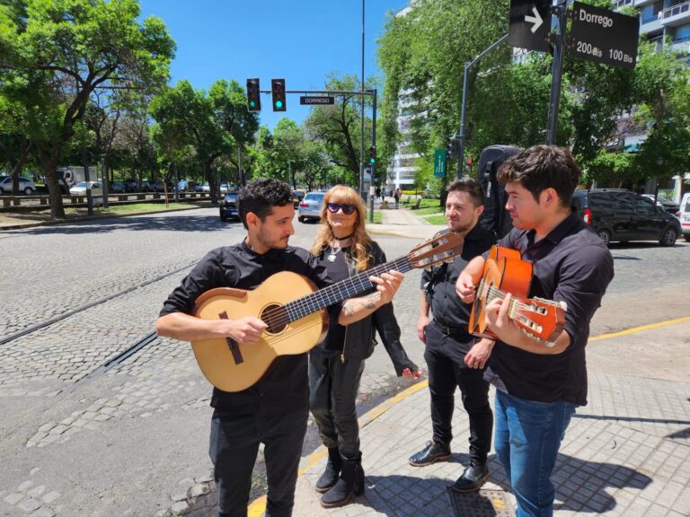 Malecón se prepara para una nueva noche de boleros con Historia de un amor en la Lavardén