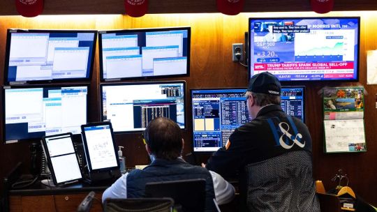 Subieron bonos y ADRs en Wall Street: qué factores propician el alza y cómo sigue el riesgo país