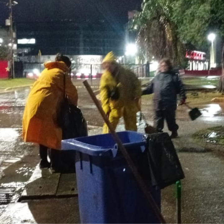 Recolectan más de una tonelada de residuos