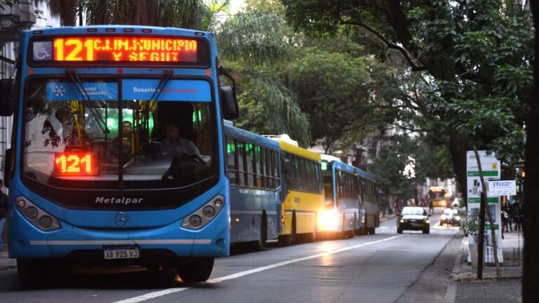 Aumenta el boleto de colectivos: cuánto costará el transporte urbano en Rosario