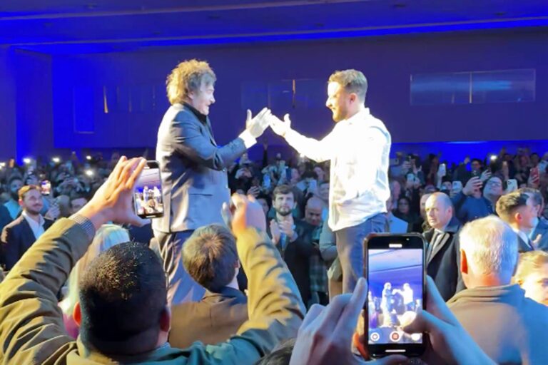 En la antesala de la campaña bonaerense, Javier Milei encabeza una cena de la fundación que recauda fondos para LLA