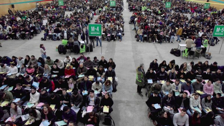 El Gobierno Nacional denunció penalmente a los médicos que se copiaron en el examen de residencia
