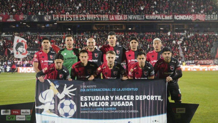 En Newell’s, los más destacados fueron el arquero Espínola y los volantes Banega y Maroni
