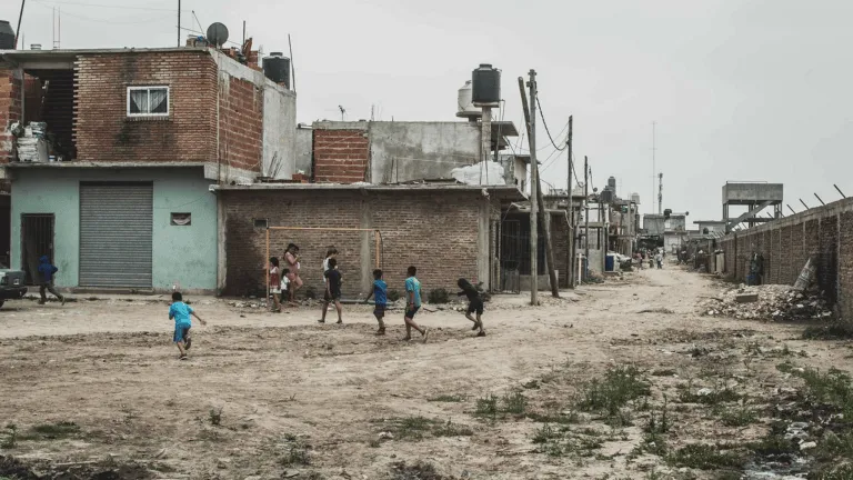 Una familia necesitó $1.150.000 para no ser pobre