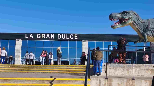 Ropa barata y marcas internacionales: La Gran Dulce lanza liquidaciones con precios increíbles