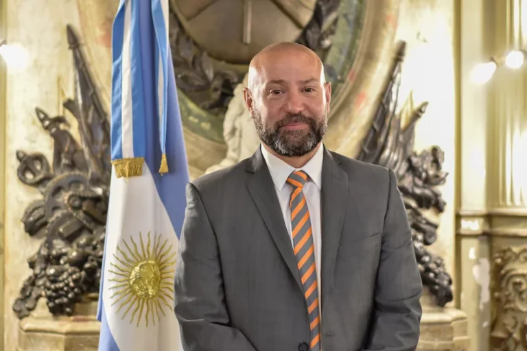 Echaron al titular de la ANDIS tras los escandalosos audios difundidos por Data Clave