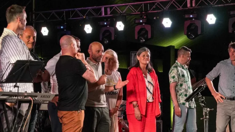 Aeropuerto Internacional de Rosario: el festival solidario convocó a casi mil personas