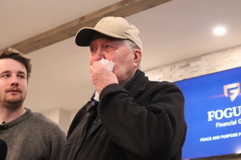 Recaudan casi US$2 millones para que un veterano del Ejército pueda dejar de trabajar en EE.UU.