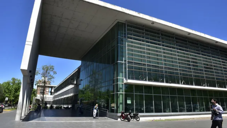 Condenan a 4 empleados del Heca por el robo de medicamentos e insumos hospitalarios