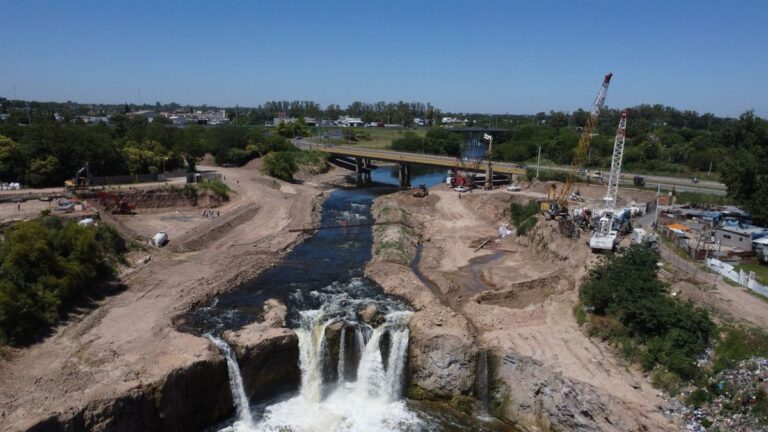 Cascada del arroyo Saladillo: un avance clave para frenar su retroceso