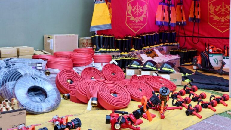 En su aniversario 122, los Bomberos Zapadores de Rosario sumaron nuevo equipamiento para emergencias
