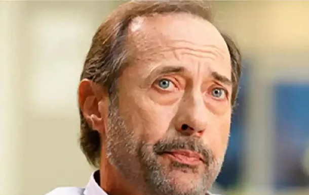 Destrozan a Guillermo Francella en España