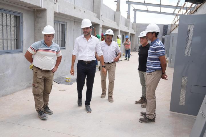 Pullaro recorrió ?El Infierno?, la cárcel para narcos y sicarios