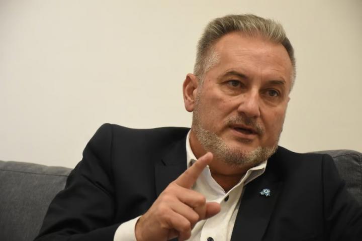 Lewandowski no descarta competir por la intendencia de Rosario