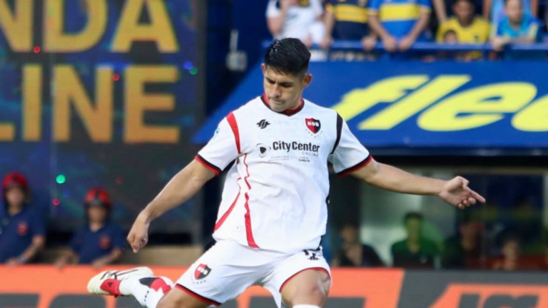 Saúl Salcedo y la bronca por la derrota de Newell’s: «El árbitro cobró un penal que no existió»