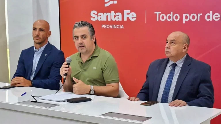 Aumento a policías para bajar la tensión: Poder tener un gesto a nuestra fuerza es un gusto