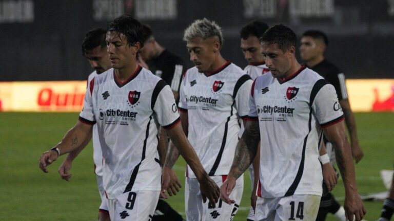 Newell’s va a Banfield en busca de su primer triunfo, en un duelo de seis puntos